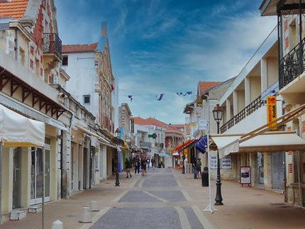 Dejean 178 Hotel Soulac-sur-Mer Exterior photo
